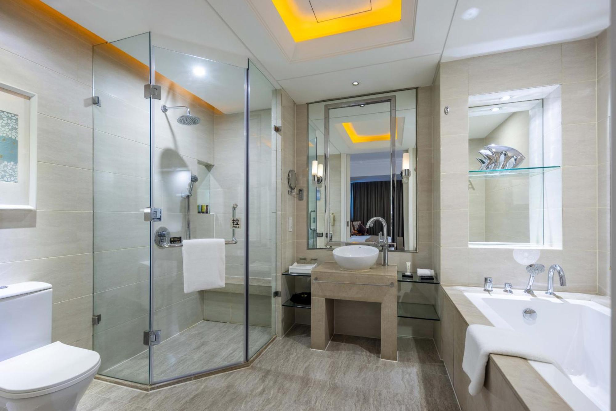 New Century Hotel Qingdao Exterior foto